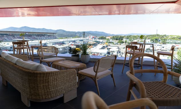 Rooftop Lounge